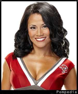 File:Tampa Bay Buccaneers Tomoko Kojima 2010 Y8.jpg