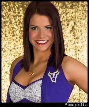 File:Minnesota Vikings Kirsten MV201510 2016 Y2.jpg