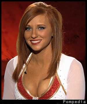 File:Kansas City Chiefs Liz H KC200713 2010 Y4.jpg