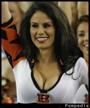 File:Cincinnati Bengals Tara Willson 2010 Y9.jpg