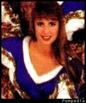 File:Minnesota Vikings Jennifer Dobratz 1990 Yx.jpg