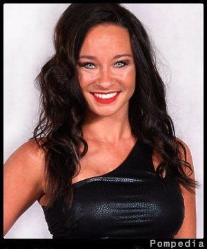 File:Cincinnati Bengals Megan Hall K 2017 Y7.jpg