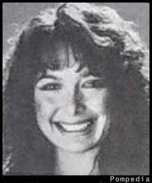 File:Los Angeles Raiders Carole RA198306 1983 Yx.jpg