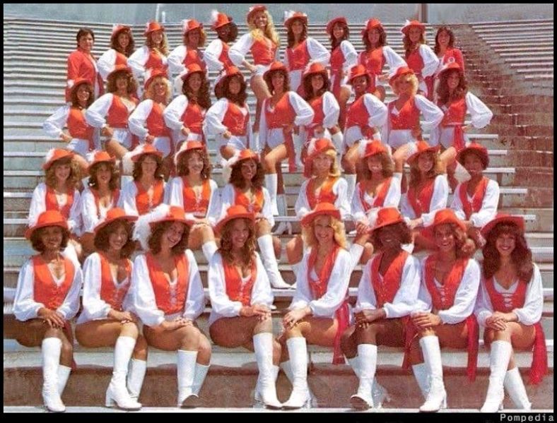 File:Tampa Bay Buccaneers Squad 1980.jpg