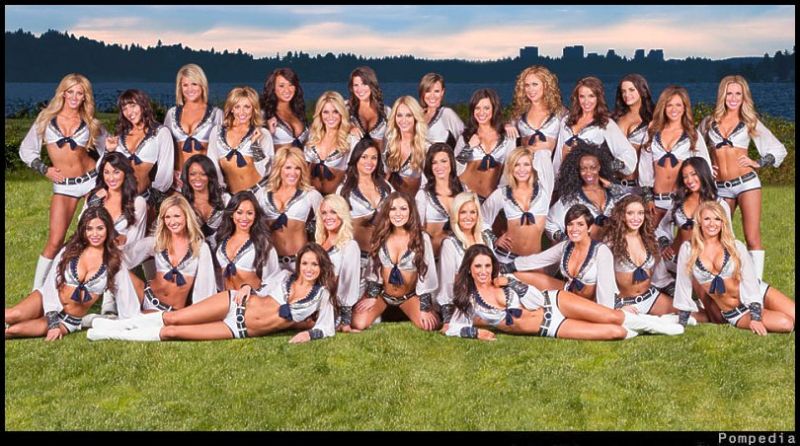 File:Seattle Seahawks Squad 2013.jpg