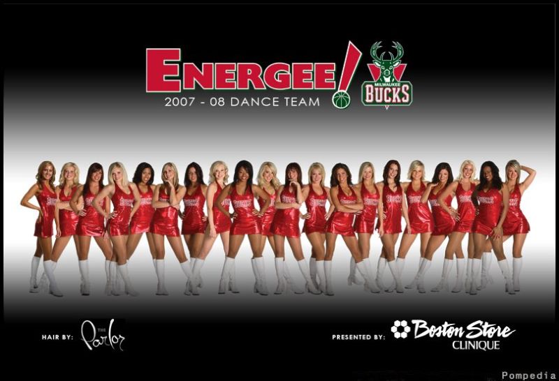 File:Milwaukee Bucks Squad 2007.jpg