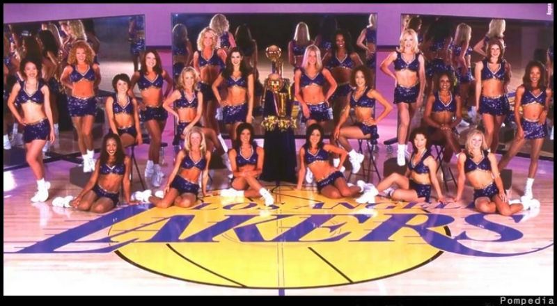 File:Los Angeles Lakers Squad 2000.jpg