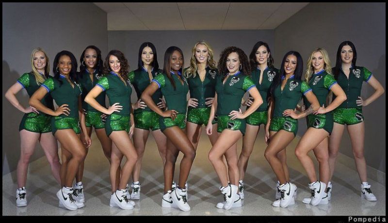 File:Milwaukee Bucks Squad 2018.jpg