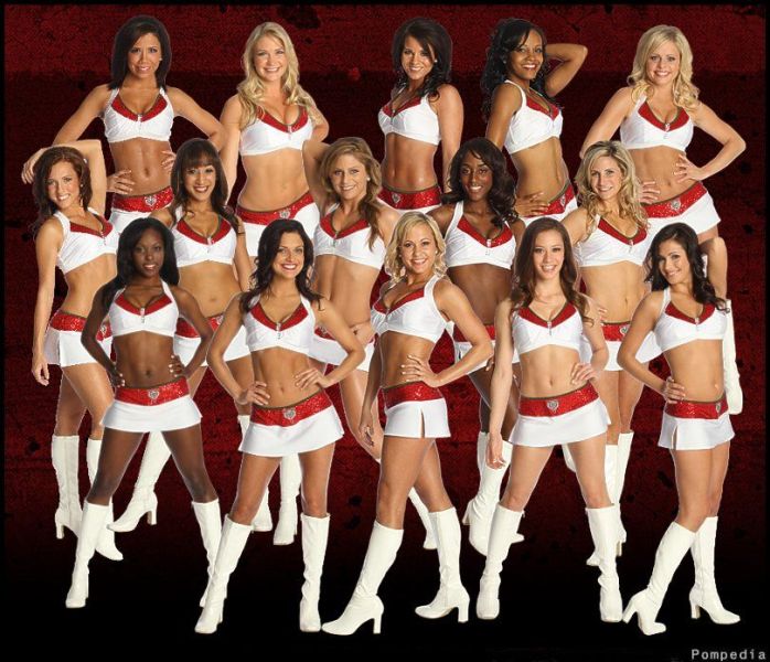 File:Milwaukee Bucks Squad 2012.jpg