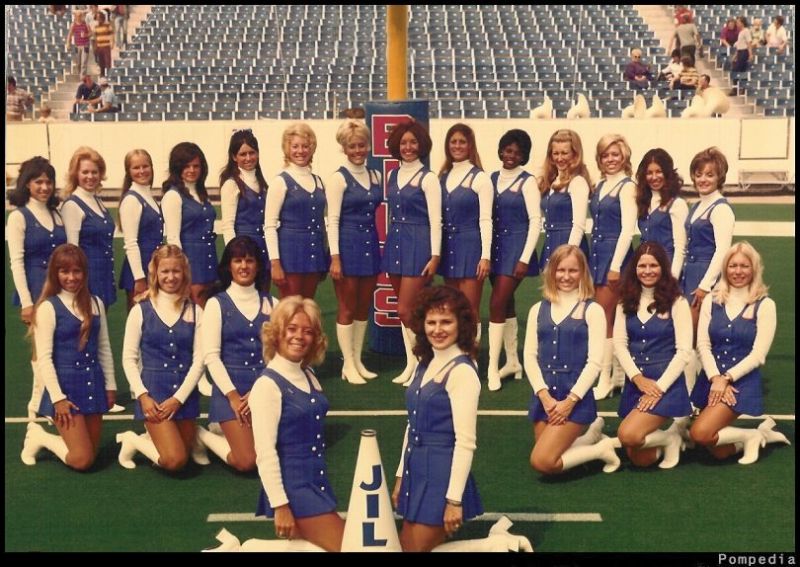 File:Buffalo Bills Squad 1973.jpg