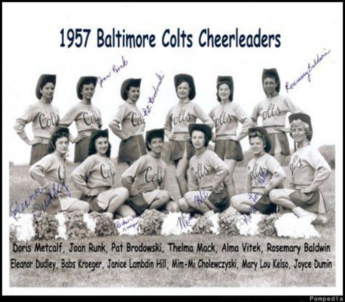 File:Baltimore Colts Squad 1957.jpg