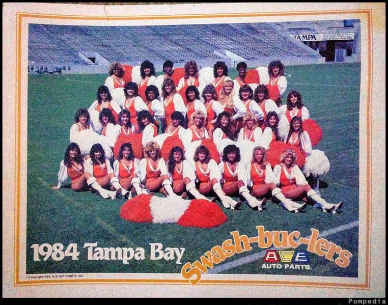 File:Tampa Bay Buccaneers Squad 1984.jpg