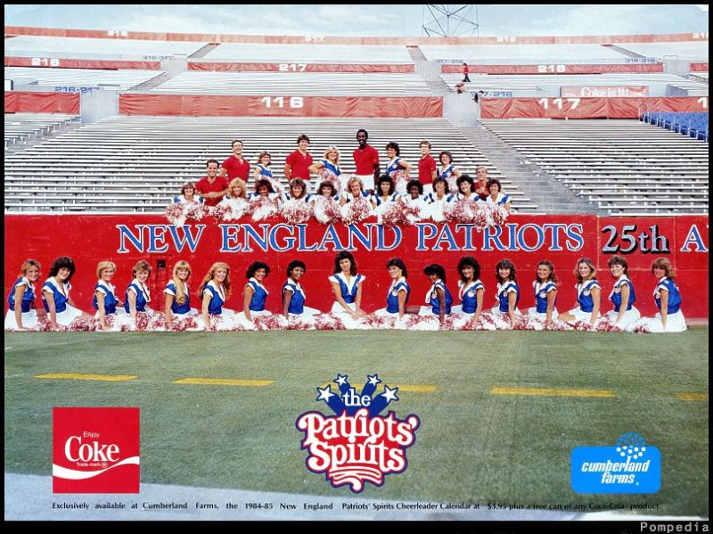 File:New England Patriots Squad 1984.jpg