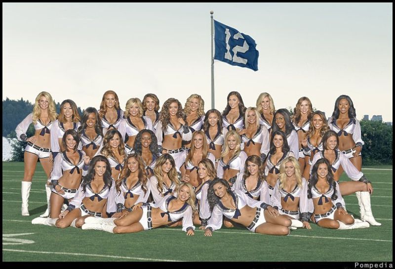 File:Seattle Seahawks Squad 2016.jpg