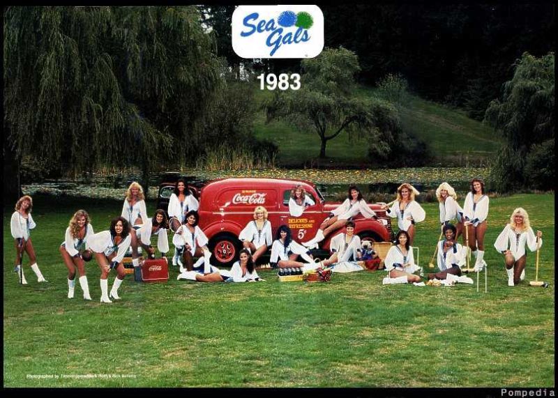 File:Seattle Seahawks Squad 1983.jpg