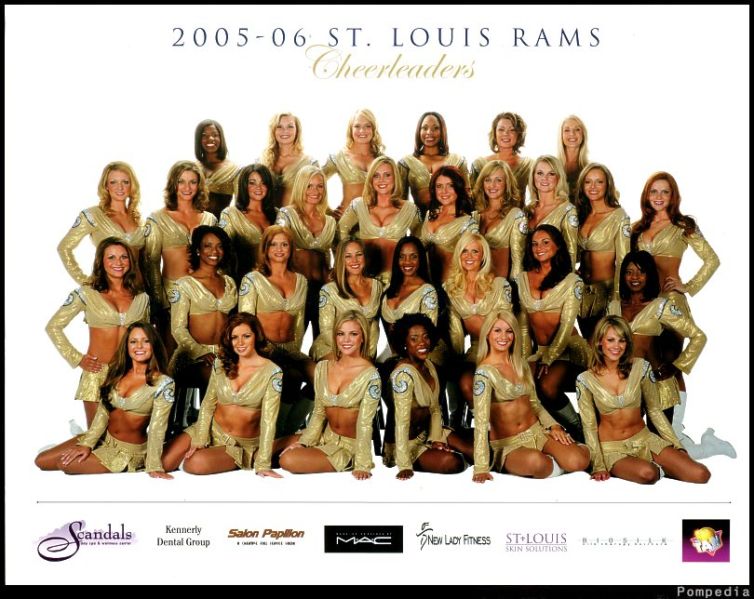 File:St Louis Rams Squad 2005.jpg